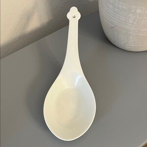 ♥️ 3 /$15 Vintage White Ceramic Spoon Rest